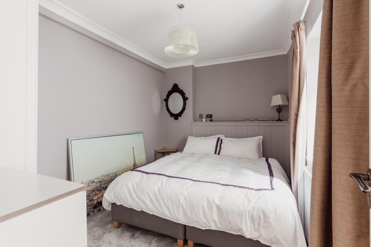 Апартаменти Charming & Beautiful 2 Bed Flat In Zone 1 Лондон Екстер'єр фото