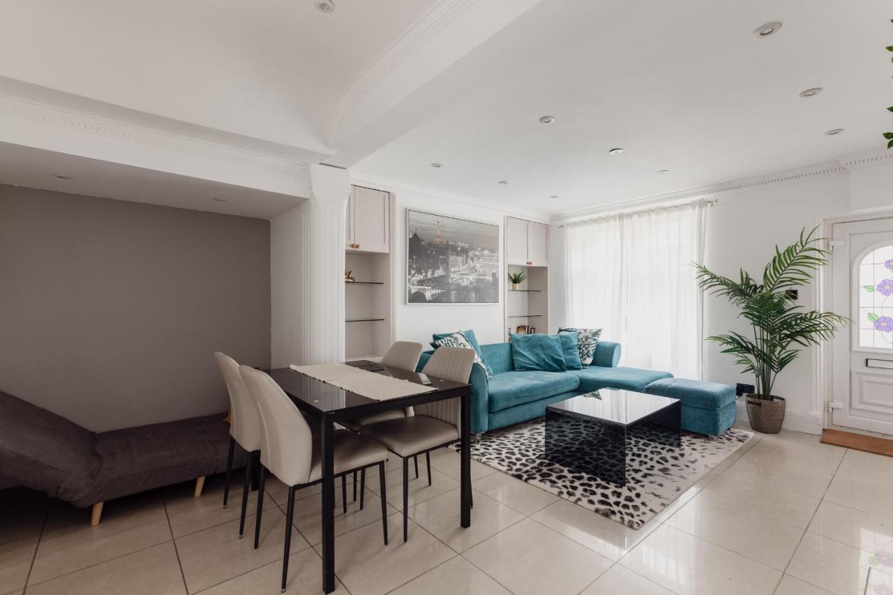 Апартаменти Charming & Beautiful 2 Bed Flat In Zone 1 Лондон Екстер'єр фото